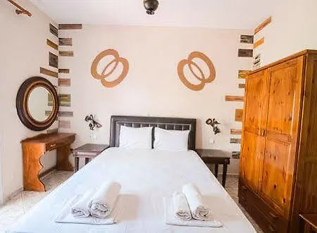 Petra Mare Apartment Thimonia